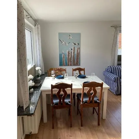 House Sea Breeze Dom wakacyjny